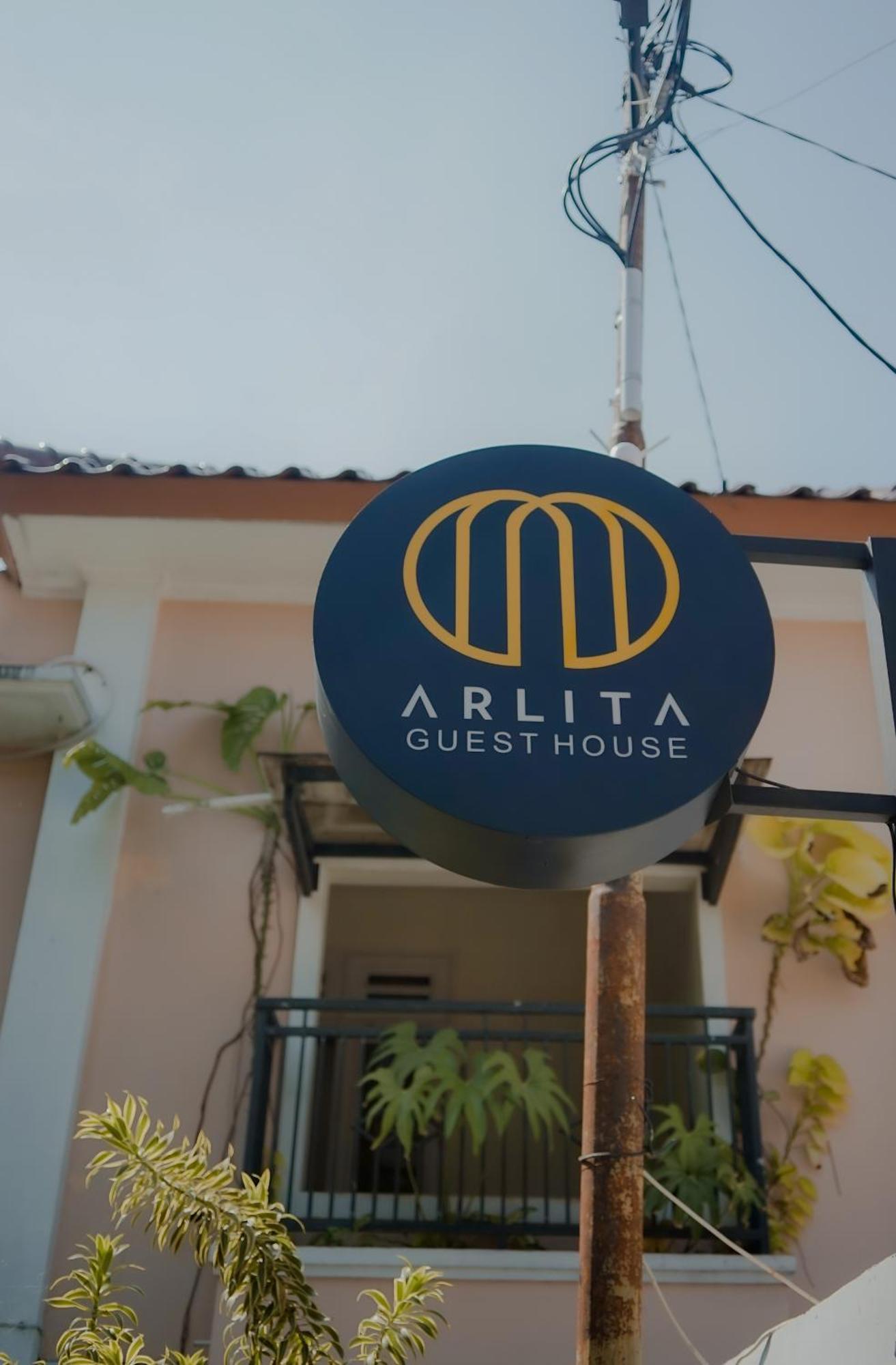 Arlita Guesthouse Cianjur Eksteriør bilde
